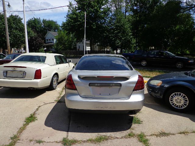 Pontiac Grand Prix 2007 photo 4