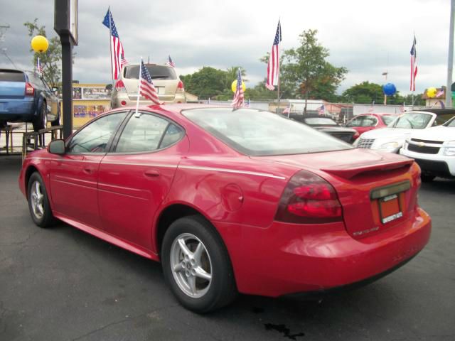 Pontiac Grand Prix 2007 photo 4