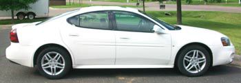 Pontiac Grand Prix 2007 photo 2