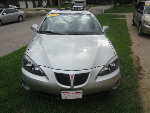 Pontiac Grand Prix 2007 photo 1