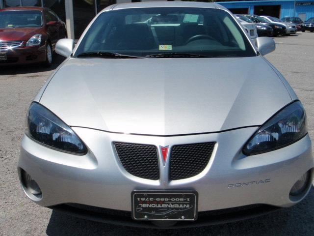 Pontiac Grand Prix 2007 photo 8