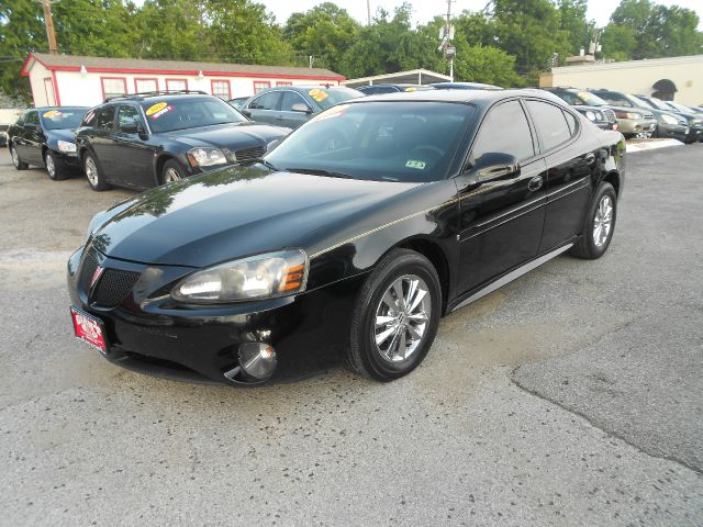 Pontiac Grand Prix 2007 photo 1