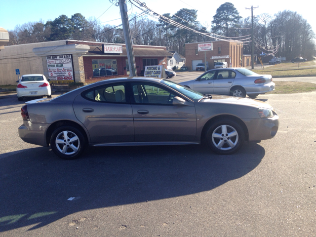 Pontiac Grand Prix 2007 photo 4