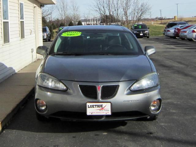 Pontiac Grand Prix 2007 photo 4