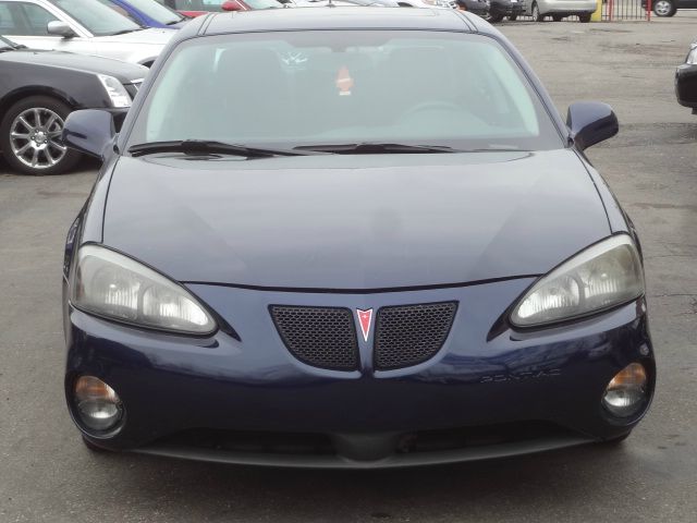 Pontiac Grand Prix 2007 photo 1