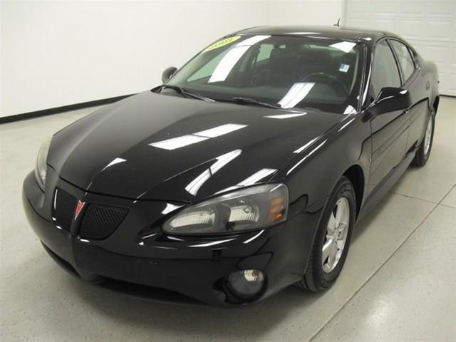 Pontiac Grand Prix 2007 photo 10