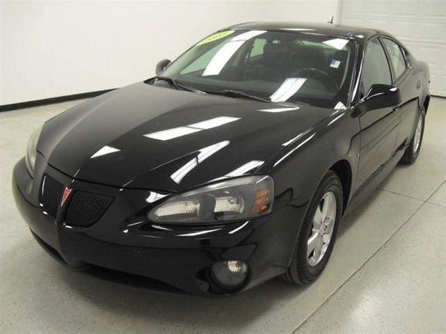 Pontiac Grand Prix 2007 photo 29