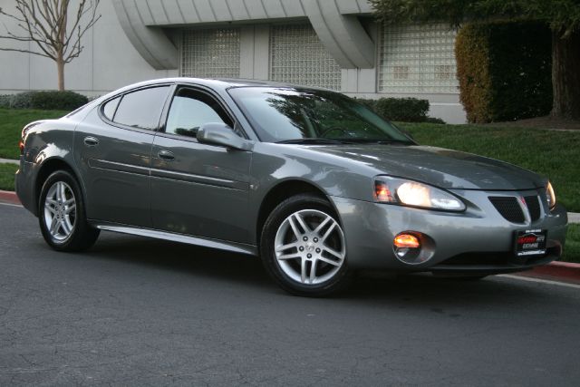 Pontiac Grand Prix 2007 photo 3