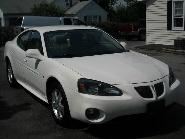 Pontiac Grand Prix 2007 photo 4