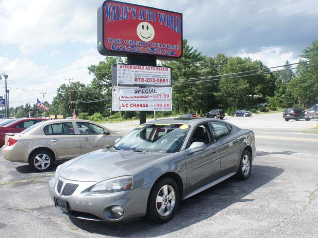 Pontiac Grand Prix 2007 photo 1