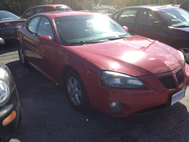 Pontiac Grand Prix 2007 photo 2