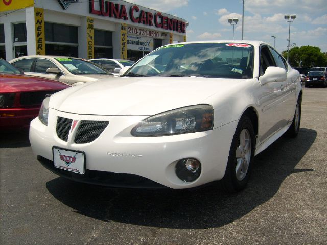 Pontiac Grand Prix 2007 photo 4