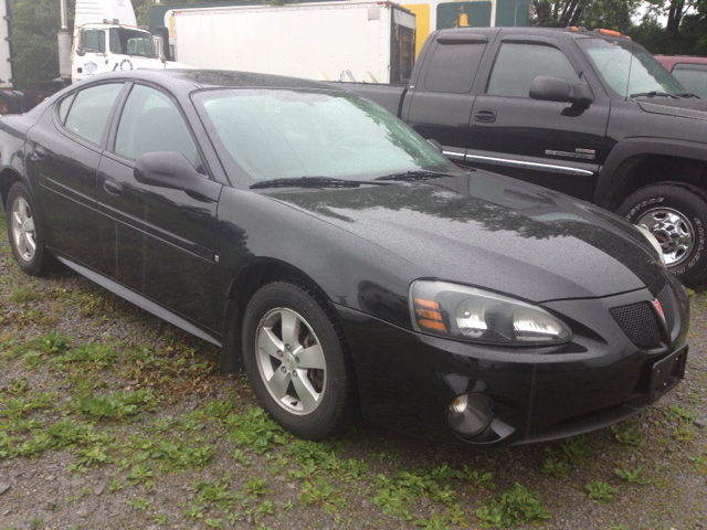 Pontiac Grand Prix 2007 photo 1