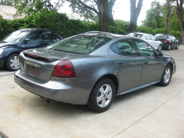 Pontiac Grand Prix 2007 photo 3