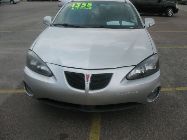 Pontiac Grand Prix 2007 photo 3