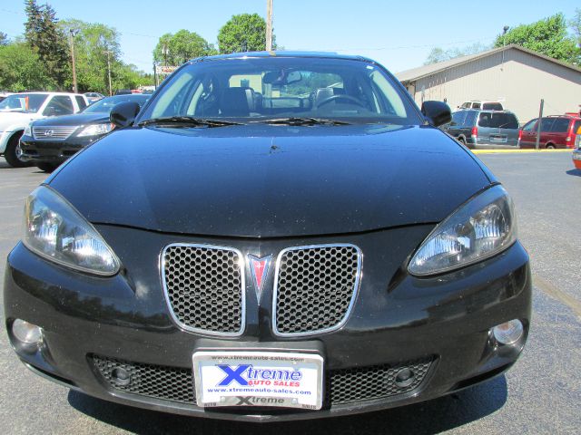 Pontiac Grand Prix 2007 photo 13