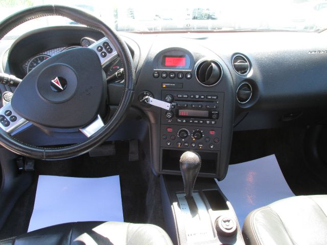 Pontiac Grand Prix 2007 photo 3