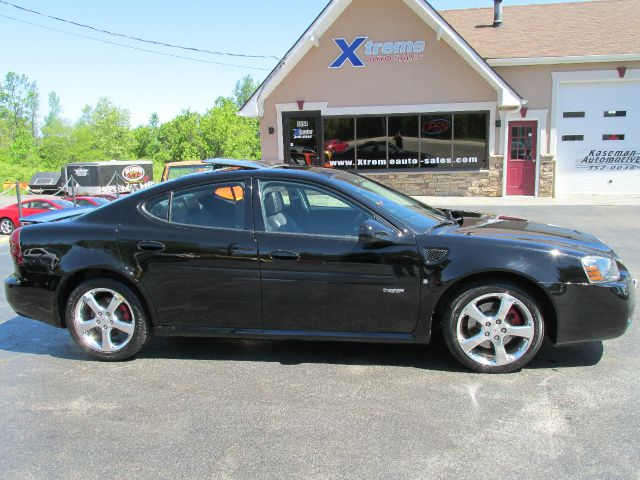 Pontiac Grand Prix 2007 photo 6