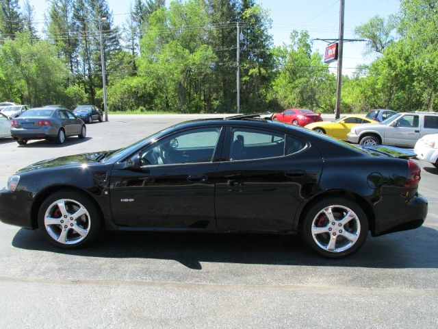 Pontiac Grand Prix 2007 photo 7