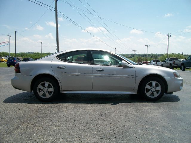 Pontiac Grand Prix 2007 photo 5