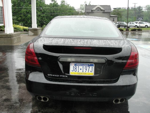 Pontiac Grand Prix 2007 photo 17