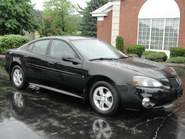 Pontiac Grand Prix 2007 photo 18