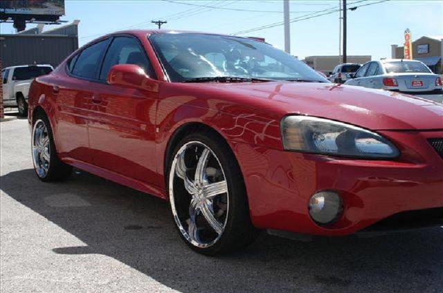 Pontiac Grand Prix 2007 photo 3