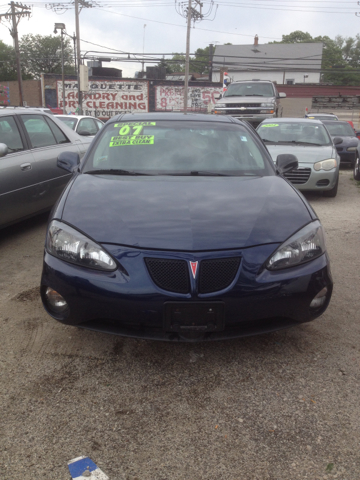 Pontiac Grand Prix 2007 photo 1