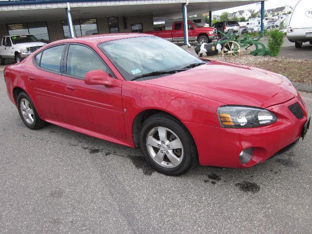 Pontiac Grand Prix Base Sedan