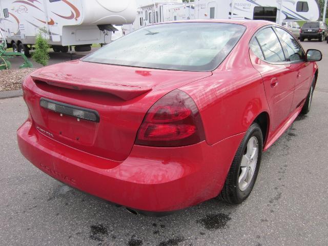 Pontiac Grand Prix 2007 photo 3