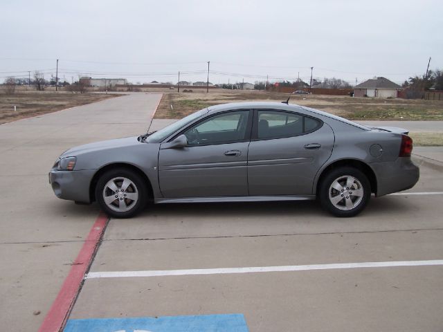 Pontiac Grand Prix 2007 photo 3