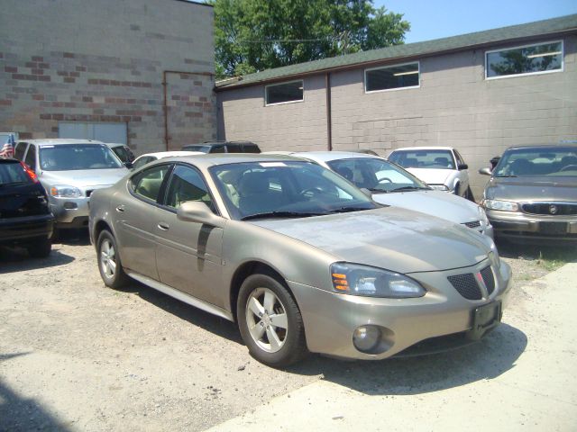 Pontiac Grand Prix 2007 photo 1