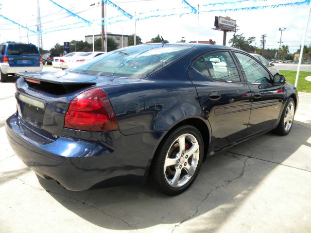 Pontiac Grand Prix 2007 photo 4