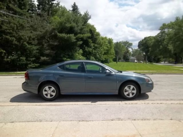 Pontiac Grand Prix 2007 photo 4