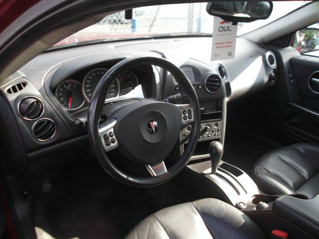 Pontiac Grand Prix 2007 photo 3