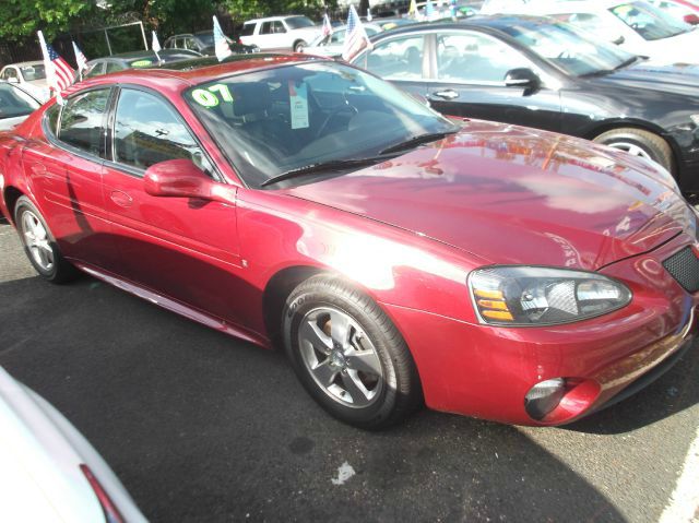 Pontiac Grand Prix 2007 photo 6