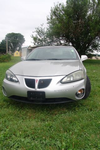 Pontiac Grand Prix 2008 photo 1