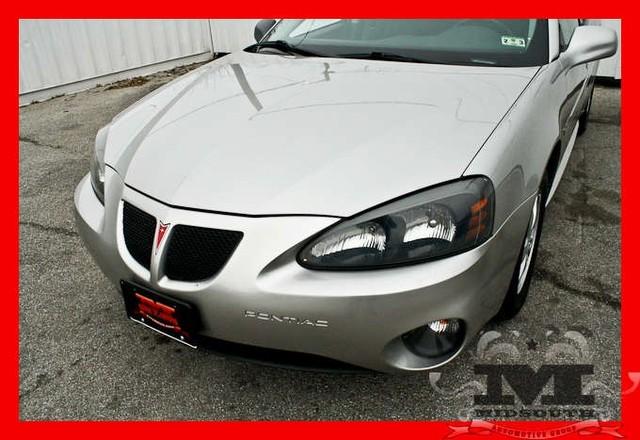 Pontiac Grand Prix 2008 photo 1