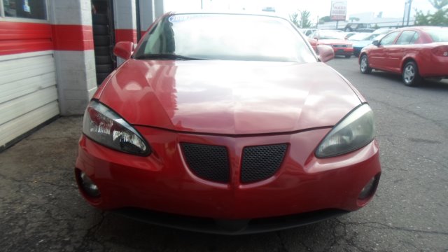 Pontiac Grand Prix 2008 photo 4