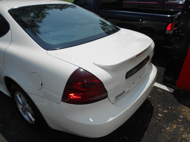 Pontiac Grand Prix 3.5tl W/tech Pkg Sedan