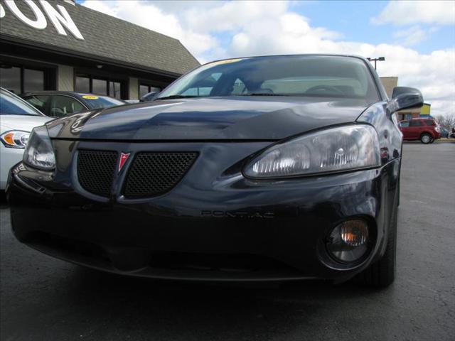 Pontiac Grand Prix 2008 photo 1