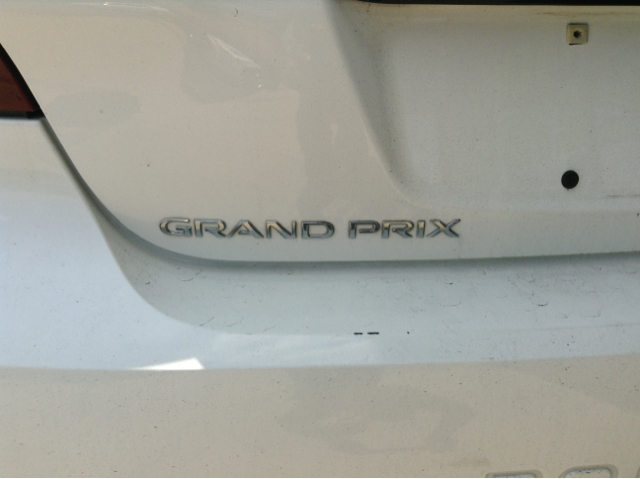 Pontiac Grand Prix 2008 photo 4