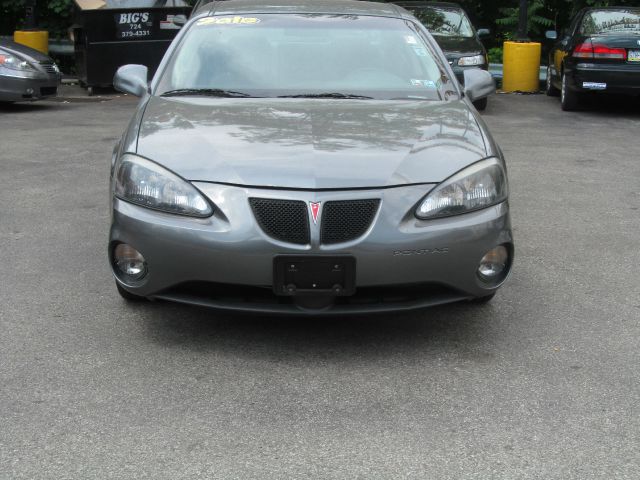 Pontiac Grand Prix 2008 photo 6