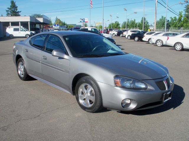 Pontiac Grand Prix 2008 photo 1