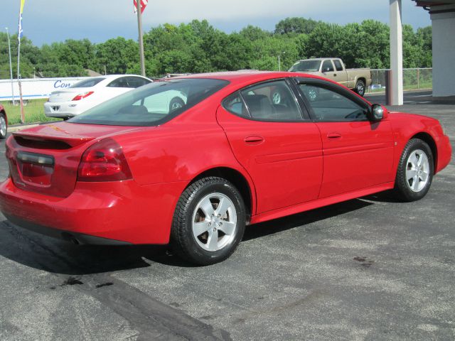 Pontiac Grand Prix 2008 photo 1