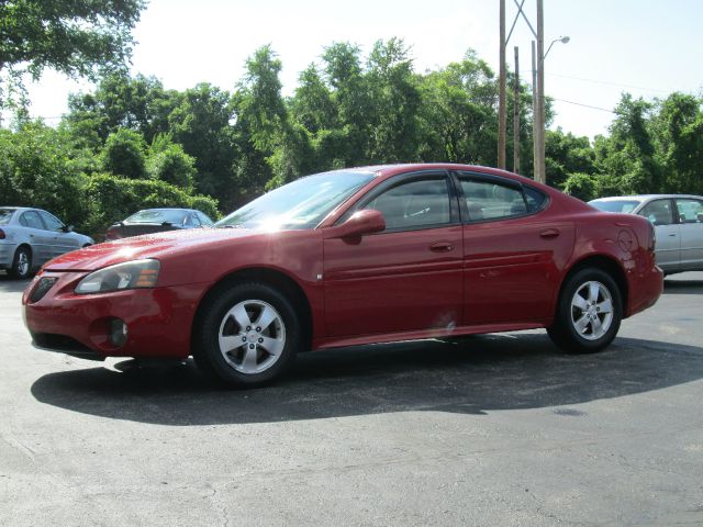 Pontiac Grand Prix 2008 photo 4