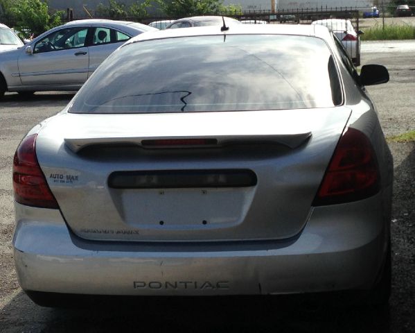 Pontiac Grand Prix 2008 photo 1