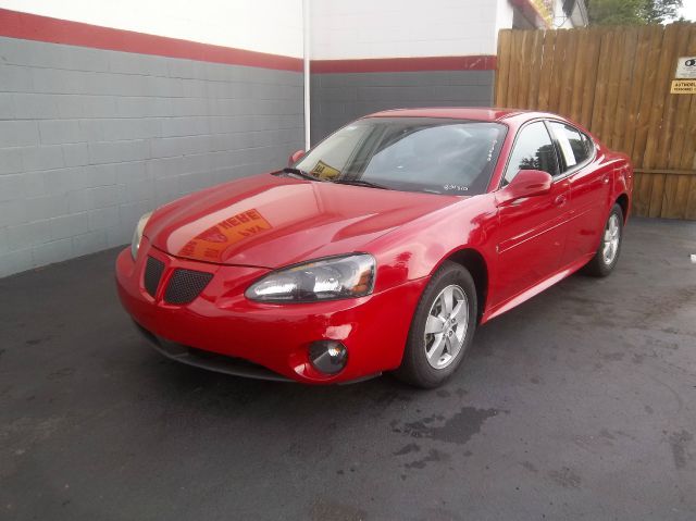 Pontiac Grand Prix 2008 photo 1