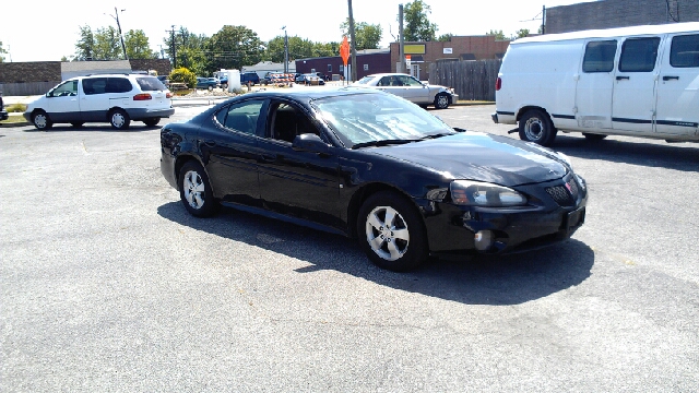 Pontiac Grand Prix 2008 photo 3