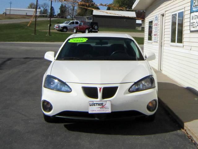 Pontiac Grand Prix 2008 photo 4